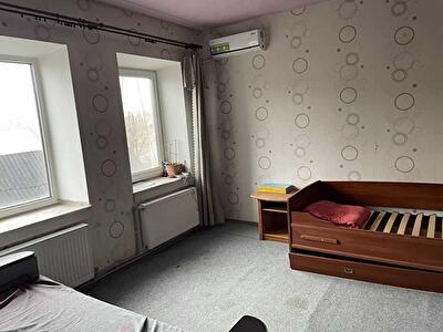 Сергія Нігояна просп.