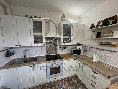 Київ, Шумського Юрія вул., 3Г