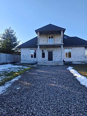 Васильківський район, с. Путрівка, Нахімова, 4