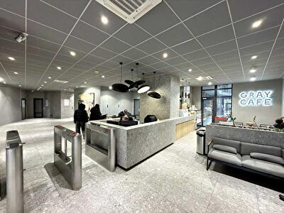 Київ, Євгена Коновальця вул., 36д