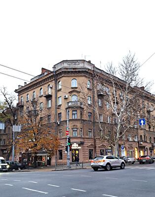 Одеса, Жуковского вул., 17