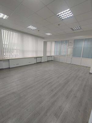 Євгена Сверстюка вул., 11