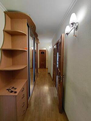 Вишгородський район, м. Вишгород, Дніпровська вул., 1