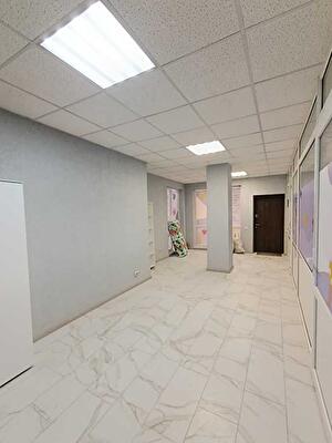 Київ, Євгена Харченко вул., 47