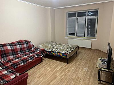 Київ, Дашавська вул., 25