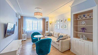 Героев Сталинграда просп., 40