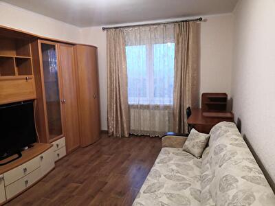 Николая Винграновского ул., 2 вул.