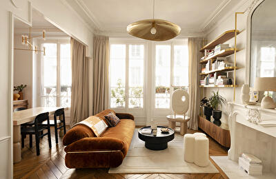 Угорская ул., 14