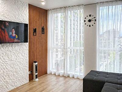 Київ, Камянська, 127