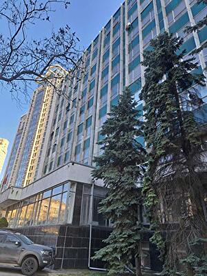 Киев, Патріса Лумумби, 4/6