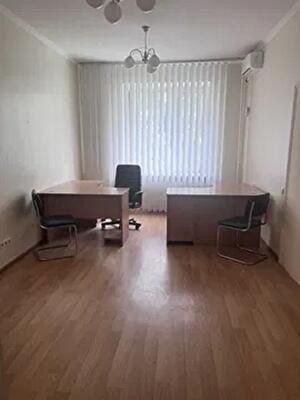 Амвросия Бучмы ул., 5