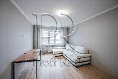 Киев, Оболонский просп., 25