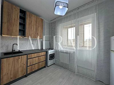 Киев, Владимира Маяковского просп., 81А