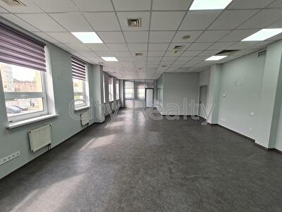 Киев, Автозаводская ул., 54/19