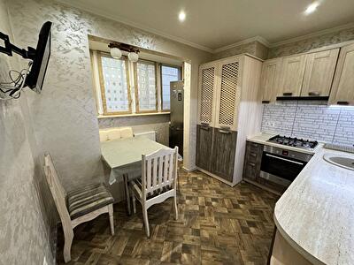 Бориспольский район, г. Борисполь, Февральская ул., 48