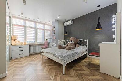 Київ, Митрополита Василя Липковського вул., Липківського, 37В