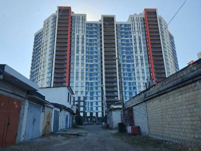 Киев, Канальная ул., 8