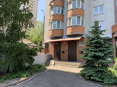 Феодосийский пер., 14