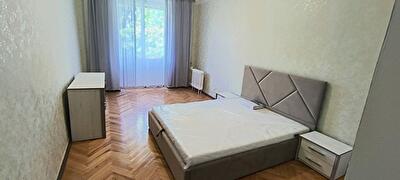 Ивана Светличного ул., 4