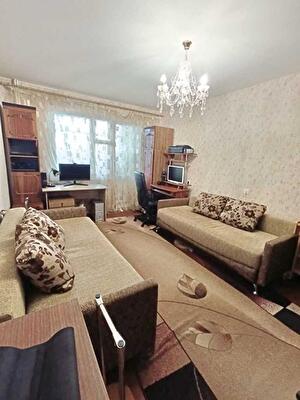 Київська обл., Броварський район, м. Бровари, Чорних Запорожців, 68