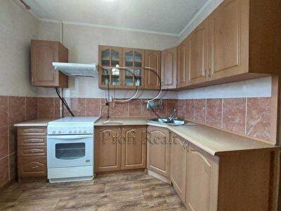 Тростянецкая ул., 3
