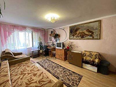Теодора Драйзера вул., 5