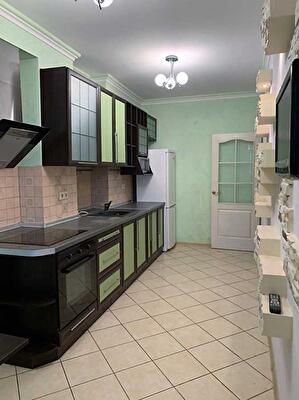 Київ, Кадетський Гай вул., 6