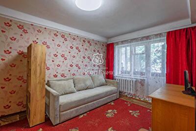 Киев, Чорних Запорожців, 14а