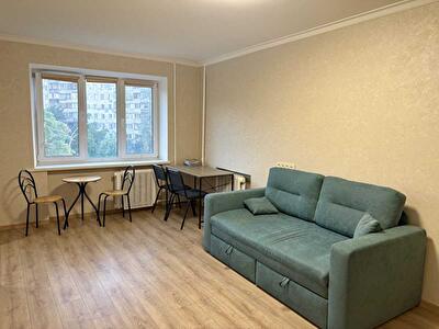 Киев, Науки просп., 17/15