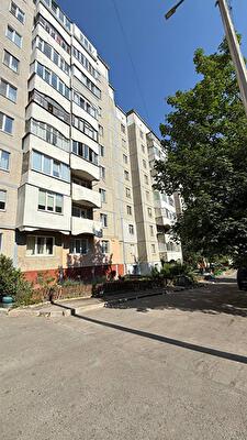 Рівне, Андрія Мельника вул., 16