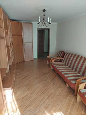 Киев, Юности ул., 8/2