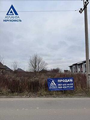 Волынская обл., Луцкий район, с. Боратин, Спортивна