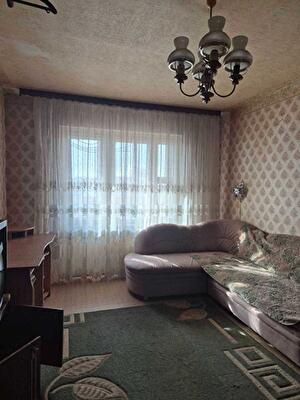 Київ, Володимира Маяковського просп., 40