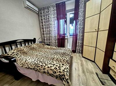 Київ, Тростянецька вул., 6Ж