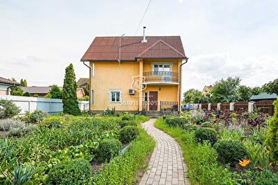Бориспольский район, с. Вишенки, Полярная ул., 33