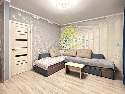 Києво-Святошинський район, с. Софіївська Борщагівка, Тарасівська вул., 21