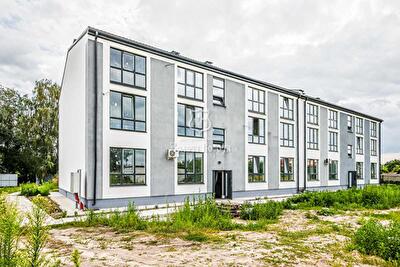 Киев, Джерельная ул., 61б
