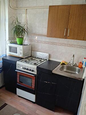 Братиславская ул., 10