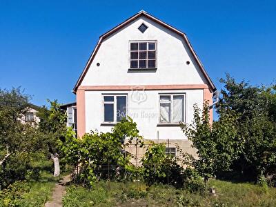 Киевская обл., Вышгородский район, с. Хотяновка, Виноградна, 40