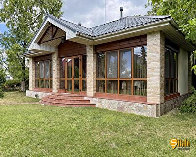 Київ, 133-я Садова вул.