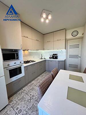 Волинська обл., Луцький район, с. Струмівка, Східна, 34А