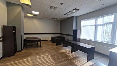 Киев, Владимира Антоновича ул., 33
