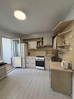 Урлівська вул., 17