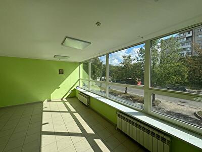 Луцк, Возрождения просп., 37