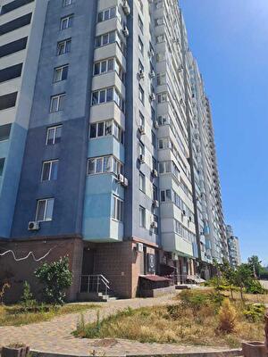 Київ, Теодора Драйзера вул., 40