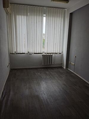 Евгения Сверстюка ул., 21