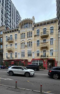 Киев, Бульварно-Кудрявская ул., 19