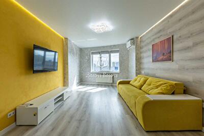 Чорних Запорожців, 26а