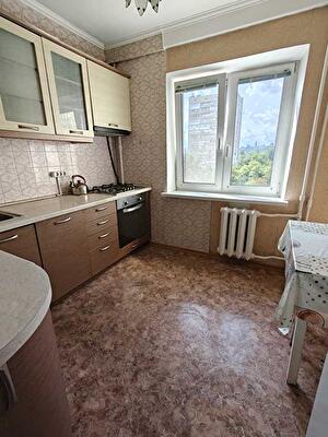 Київ, Русанівський бул., 5