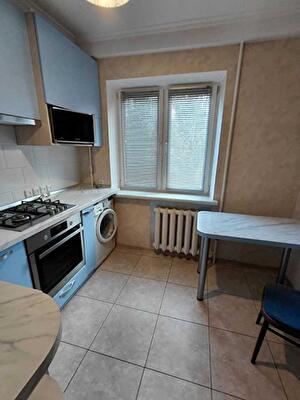 Киев, Европейская пл., Союзу, 88б